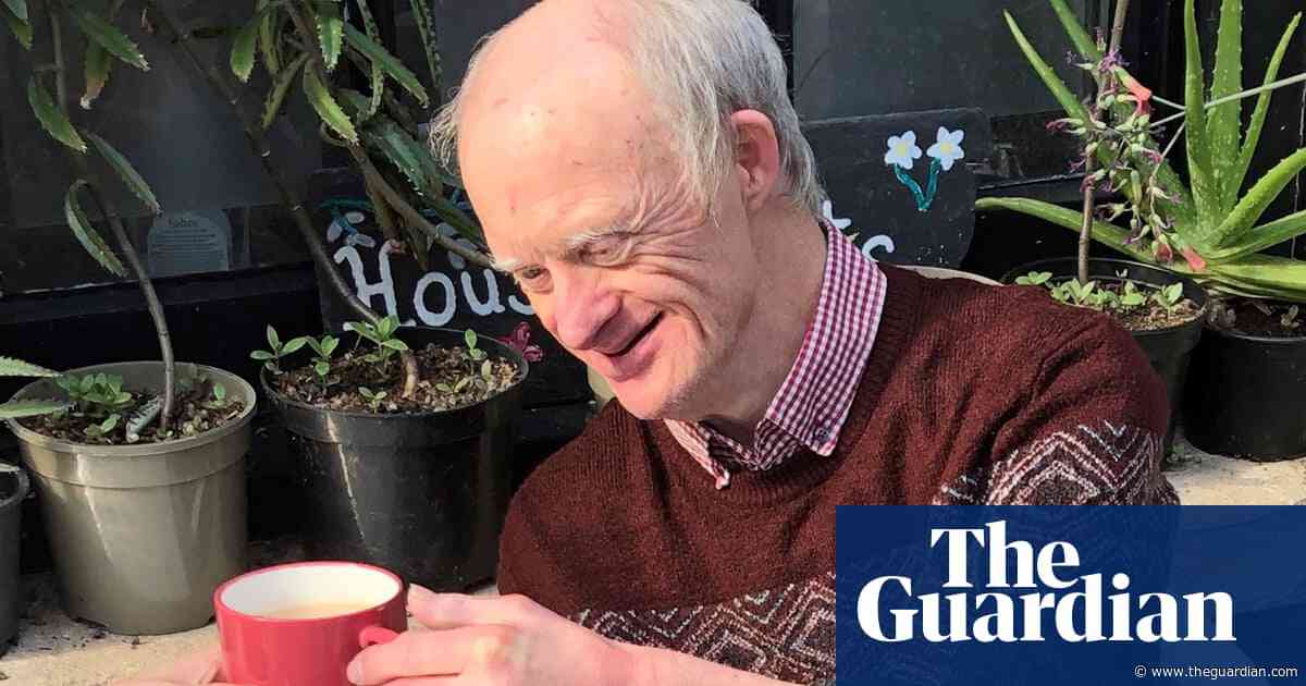 Man died after swallowing conkers at care home, inquest hears