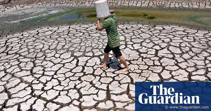 Climate crisis: average world incomes to drop by nearly a fifth by 2050