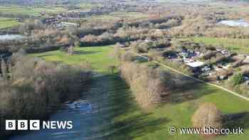Homes plan for golf course nature reserve rejected
