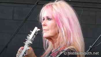 Was LITA FORD Really Asked To Play Bass For LED ZEPPELIN? She Sets The Record Straight