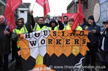 Hackney Sanctuary Housing repair workers continue strike