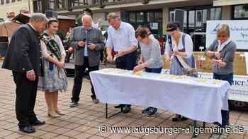 Die Spargelsaison in Neuburg wird auf dem Wochenmarkt eröffnet