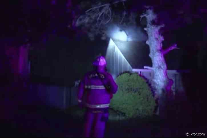 Firefighters battles house fire in NW Oklahoma City