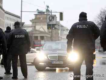 "Preparavano attacchi per conto del Cremlino". Due arresti in Germania
