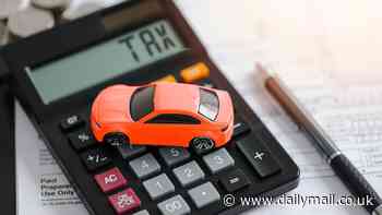 Average car insurance bills rocket to almost £1,000: Costs surge £284 in just ONE year