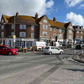 Rottingdean councillor directs traffic after 'lights stop working'