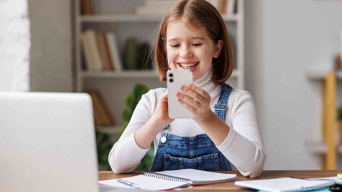 Fears for generation digital as a study finds a quarter of 5-7 year-olds own a phone and are allowed to go online by parents