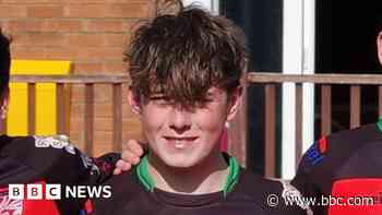 Rugby club raises thousands for teen player