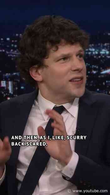 #JesseEisenberg went to boot camp to learn how sasquatches ask other sasquatches to mate 😂