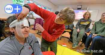 Hannover: Spaß beim Katastrophenschutz - Johanniter unterrichten an Bismarckschule