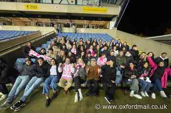 Oxford United welcome language school for Lincoln City game