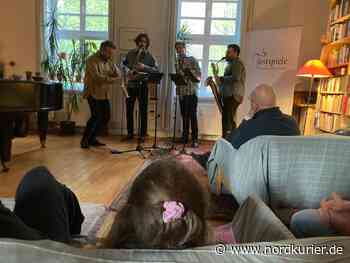 Klassik-Konzert gewonnen: Vier Saxofone im Wohnzimmer
