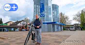 Biketower für Pendler aus  Hannover und Wunstorf: Anlage sichert Fahrrad