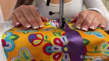 'Aunties' teach Kahnawà:ke teens how to sew their own ribbon skirts