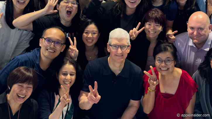 Tim Cook leaves Singapore after week-long Asia tour