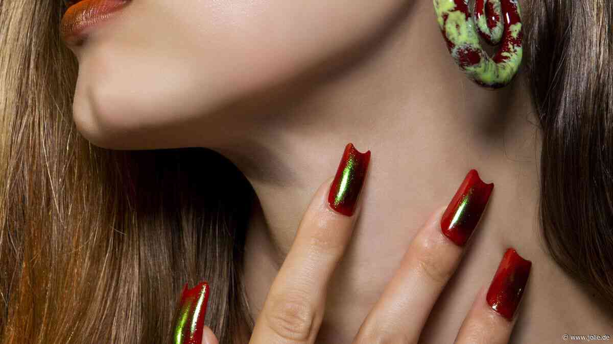Aura Nails: Der Nagel-Trend für Astrologie-Fans