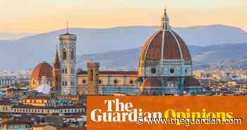Florence Is Drowning In Selfie-Seeking Tourists. One Museum Director Suggests A Solution