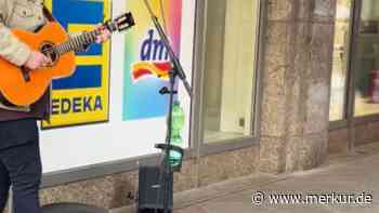 „Ist er es wirklich?“ Deutschlands wichtigster Star singt in Ostsee-Urlaub spontan vor Edeka