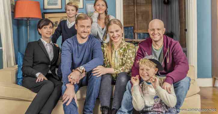 Bonus Family (2017) Season 4 Streaming: Watch & Stream Online via Netflix