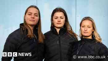 All-female trio aims to row Pacific unsupported