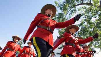 Mounties awarded 8 per cent salary increase over 2 years