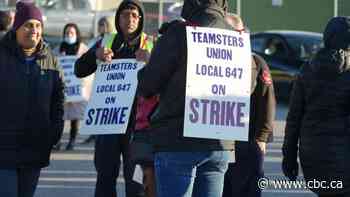 Province calls striking airline catering workers back to bargaining table