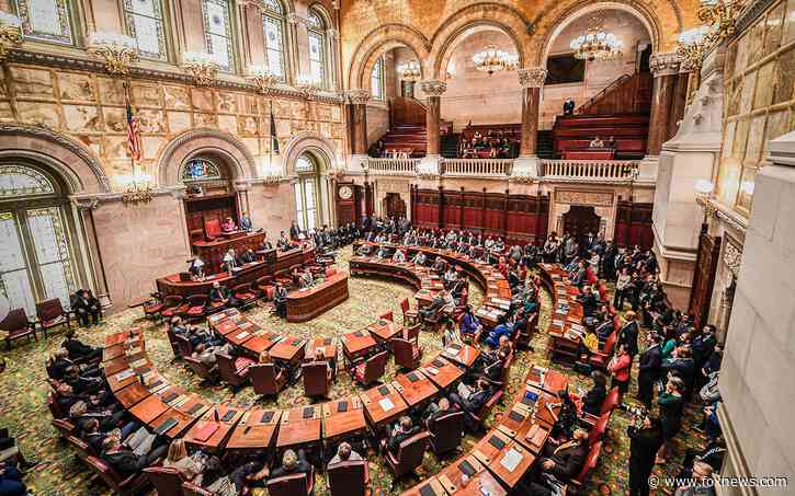 New York lawmakers nearing passage of $237B budget plan