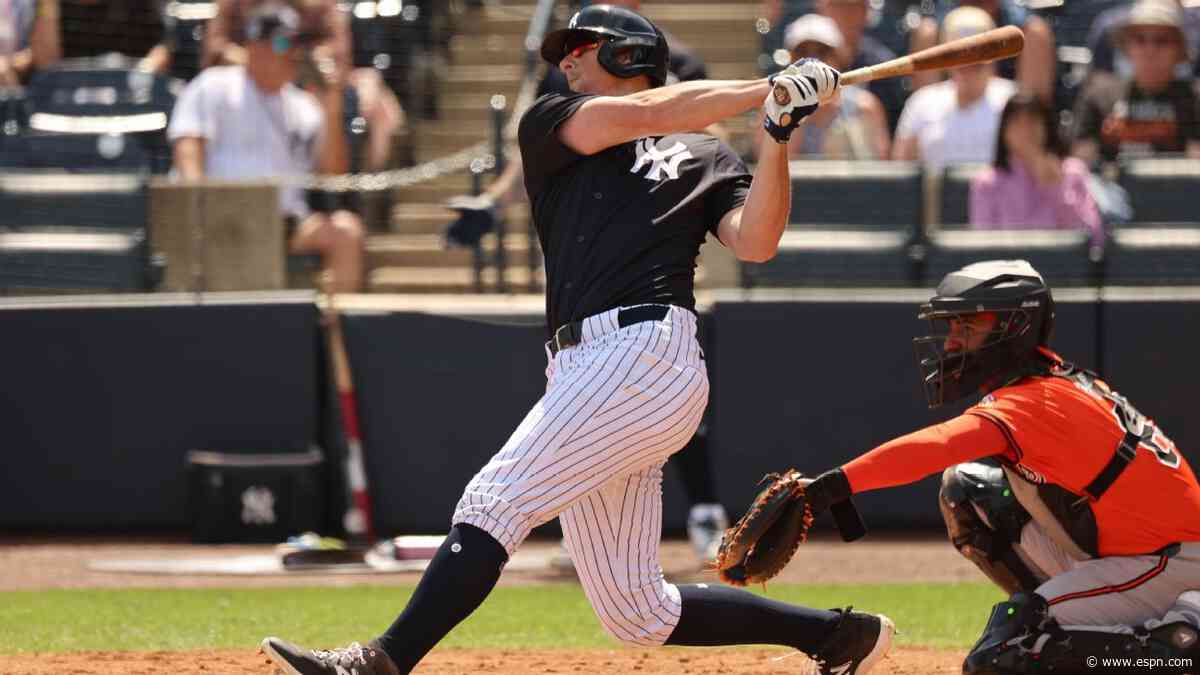 LeMahieu's minors stint delayed as foot not '100%'