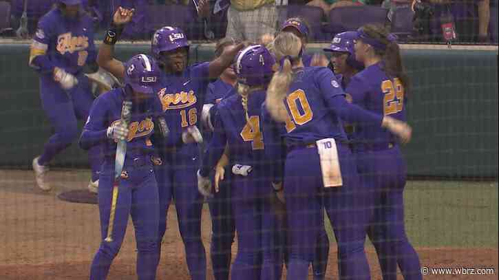 No. 4 Tennessee shuts out LSU softball to open series