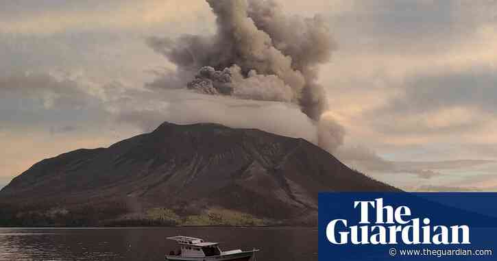 Indonesia volcano: thousands evacuated amid spreading ash and tsunami fears