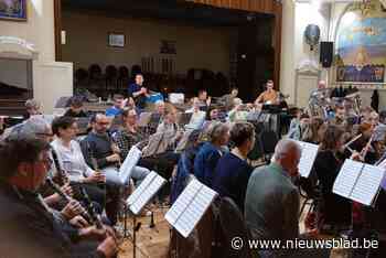 Met de tweede editie van Loenhout Live! brengt harmonie De Heidegalm sfeer van Night of the Proms