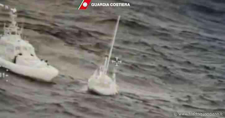 Disperso in mare tra Grecia e Italia: Guardia costiera salva velista spagnolo. Il video della complicata operazione