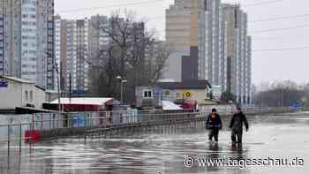 Russische Behörden rufen wegen Hochwassers zu Evakuierungen auf