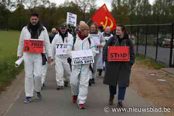 20-tal vredesactivisten demonstreren aan vliegbasis van Kleine-Brogel
