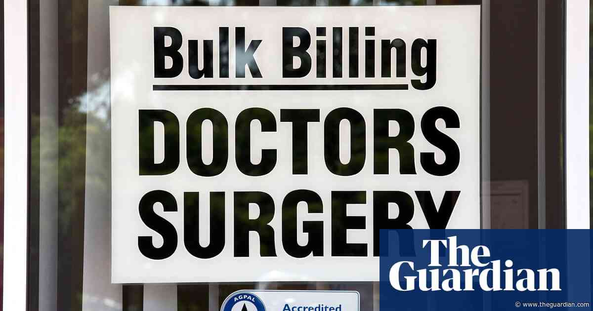 Restrictions on Victorian doctor accused of racist and homophobic remarks paused due to bulk-billing shortage