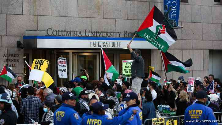 Columbia rabbi tells Jewish students to leave campus, warns that school, NYPD 'cannot guarantee your safety'