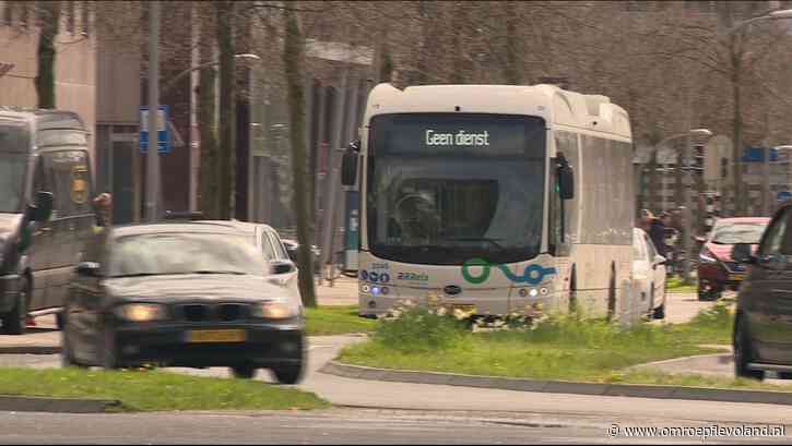 Flevoland - Minder bussen in Flevoland, volgens vervoersbedrijf EBS gaat het nu 'een stuk beter'