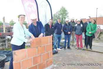 Woonmaatschappij Vlaamse Ardennen geeft startschot van sociaal nieuwbouwproject in Eine