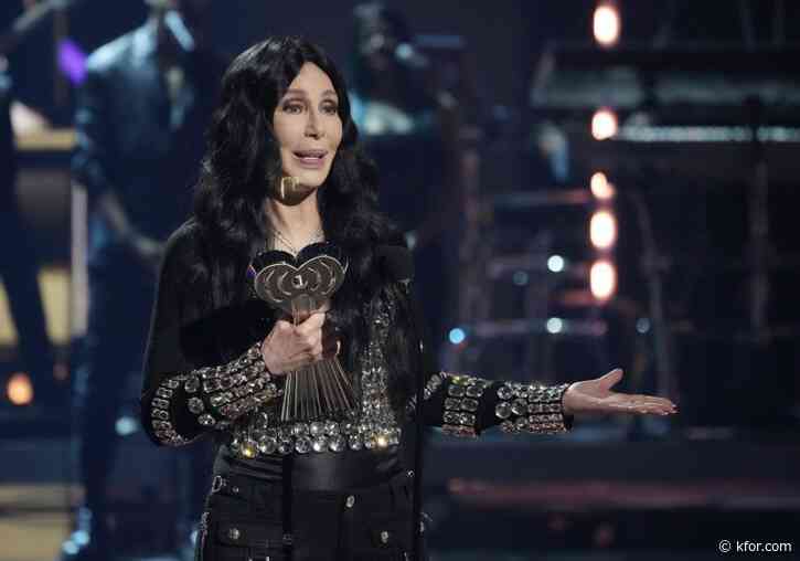 Mary J. Blige and Cher among artists inducted into Rock & Roll Hall of Fame