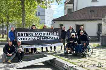 “Mobiliteit is voor iedereen”: Vlaams Belang maakt rolstoelhelling op Werfplein