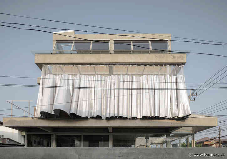 Hinter dem silbernen Vorhang
 - Wohnhaus in Bangkok von Bangkok Tokyo Architecture