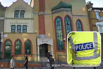 Quwwat ul Islam Masjid, Forest Gate damaged in hate crime