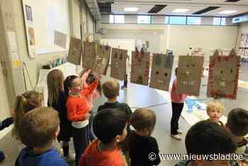 IN BEELD. Kinderen derde kleuter houden tentoonstelling met eigen kunst