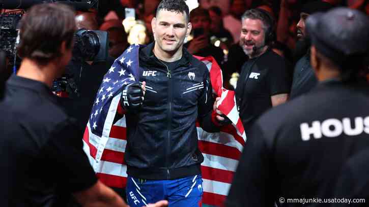 Chris Weidman would love to test himself against Sean Strickland: 'It's time to step up'