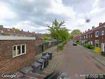 Brandweer met grote spoed naar de Van der Poelstraat in Velsen-Noord vanwege afhijsen patient