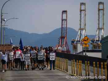 Labour minister announces inquiry into costly 2023 port strike in B.C.