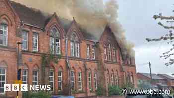 Fire breaks out at derelict school