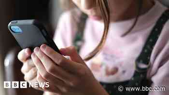 Three-year-olds groomed online, charity warns