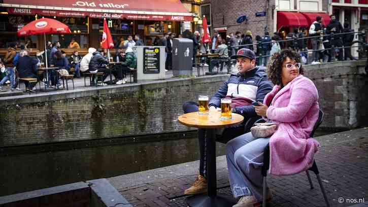 Terrasbelasting in Amsterdam fors omhoog, kost een fluitje straks 5 euro?