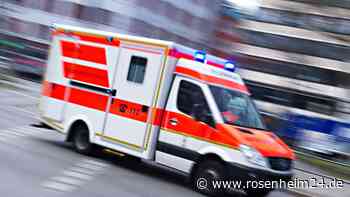 In Fußgängerzone von Auto erfasst und zu Boden geschleudert – Kolbermoorer Seniorin (72) schwer verletzt